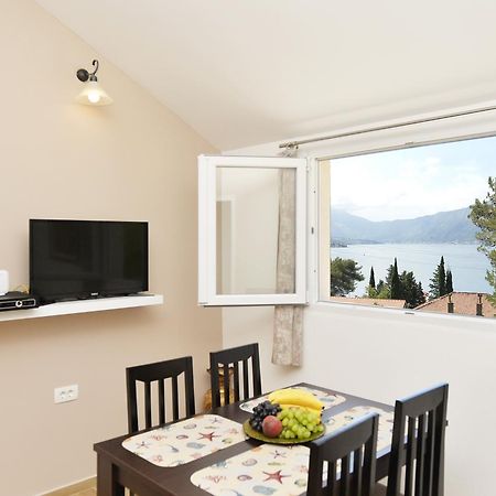 B & M Apartments Kotor Dış mekan fotoğraf