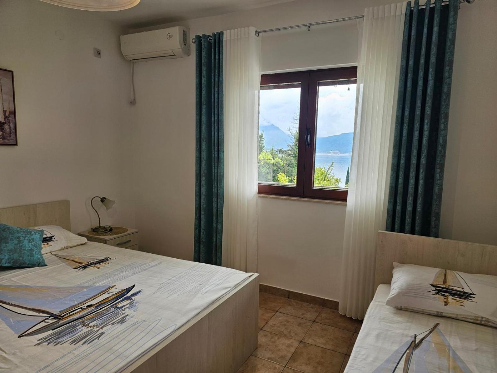 B & M Apartments Kotor Dış mekan fotoğraf