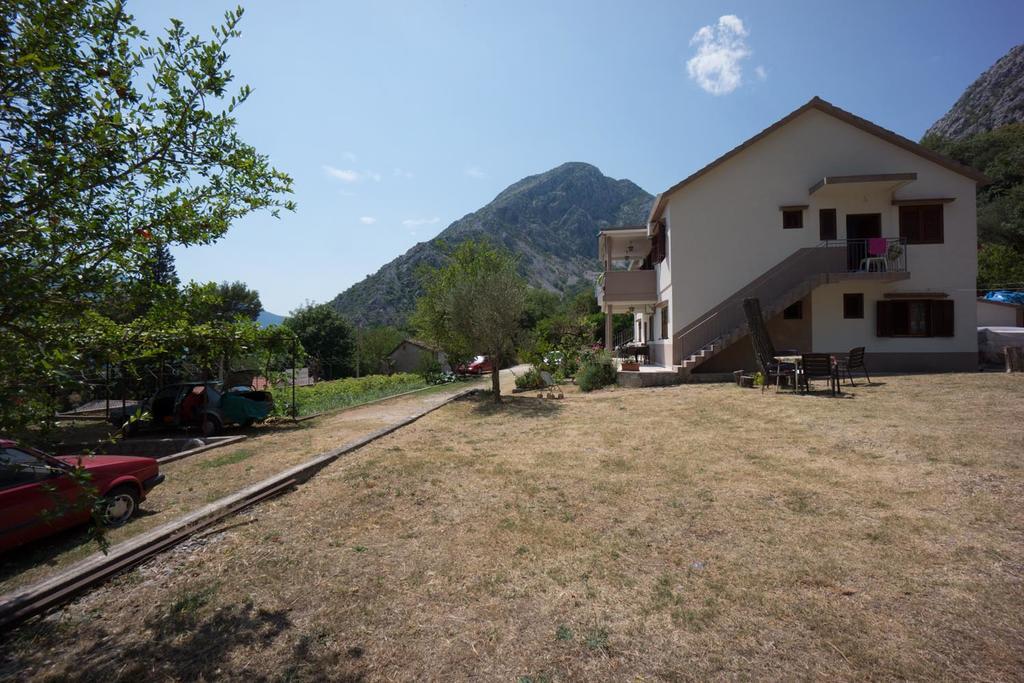 B & M Apartments Kotor Dış mekan fotoğraf
