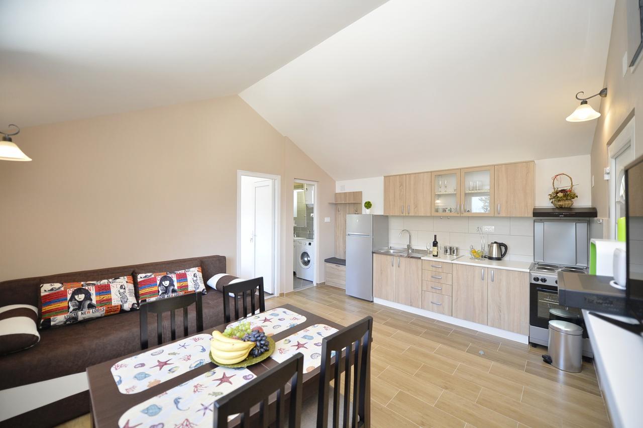 B & M Apartments Kotor Dış mekan fotoğraf
